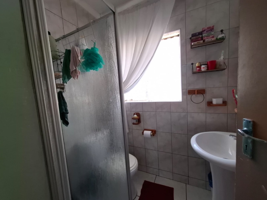 4 Bedroom Property for Sale in Safari Gardens North West